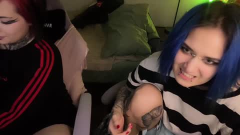   DianaBrite            fansl y online show from 12-26-24, 06:54