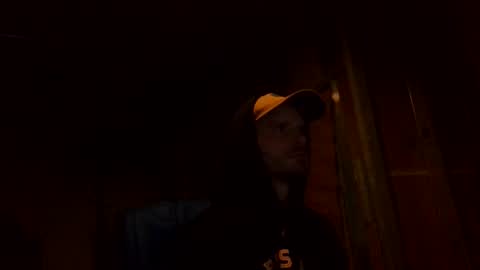 ripperusa33 online show from 12-16-25, 05:01