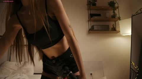 DARIA online show from 04-18-26, 04:11