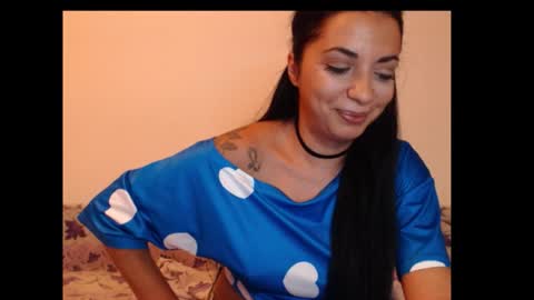 riri_mojo_92 online show from 09-12-25, 07:47