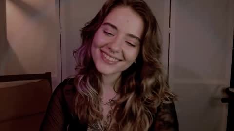 Snapshot of risha_laass chatting on 12-18-24, 08:36 risha_laass online show from 12-18-24, 08:36