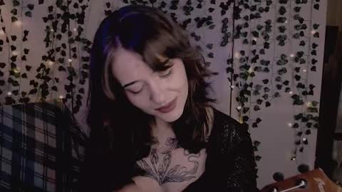 risha_laass online show from 11-19-25, 08:09