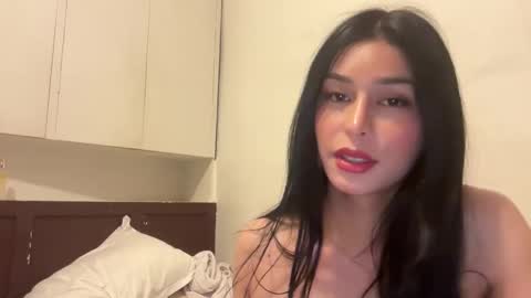 Snapshot of risingqueen chatting on 03-16-26, 03:12 risingqueen online show from 03-16-26, 03:12