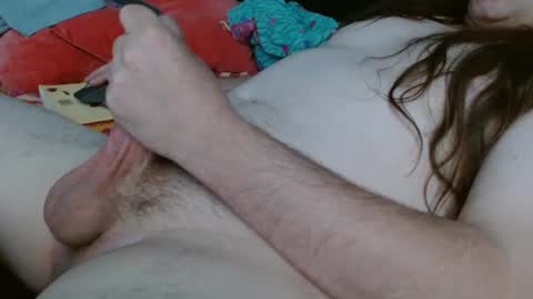 Snapshot of riskyjizznessss chatting on 09-17-25, 10:22 riskyjizznessss online show from 09-17-25, 10:22