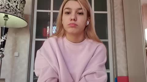 Amelia online show from 03-13-26, 05:14