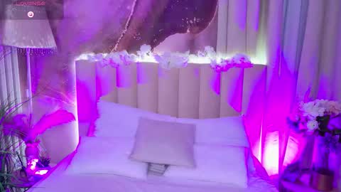 Snapshot of ritaverginia chatting on 09-10-25, 06:13 Sweet Rita Verginia  online show from 09-10-25, 06:13