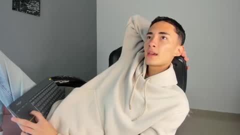 Ritchie Alameda online show from 10-03-25, 12:02