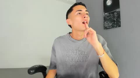 Ritchie Alameda online show from 10-24-25, 11:17