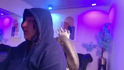 Ritsuka online show from 10-08-25, 03:04