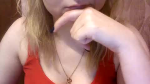 Snapshot of riveramaureen chatting on 01-23-25, 02:50 RiveraMaureen online show from 01-23-25, 02:50