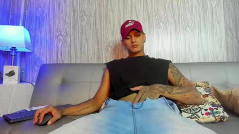 Snapshot of rivernbalderr chatting on 09-17-25, 02:57  Its Rivern Show  online show from 09-17-25, 02:57