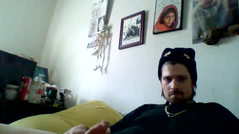 riverphoenix575584 online show from 05-08-26, 05:29