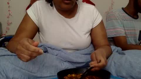 Snapshot of riversaint chatting on 01-22-25, 04:44 River Saint online show from 01-22-25, 04:44