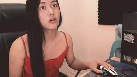 Snapshot of riyah_parker chatting on 05-23-26, 02:28 riyah_parker online show from 05-23-26, 02:28