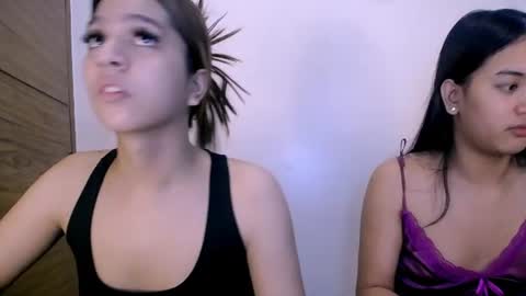 Snapshot of riyah_parker chatting on 06-18-26, 02:01 riyah_parker online show from 06-18-26, 02:01