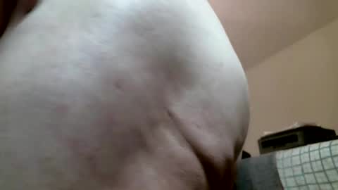 Snapshot of rjm2023 chatting on 02-06-26, 11:35 Bobby online show from 02-06-26, 11:35