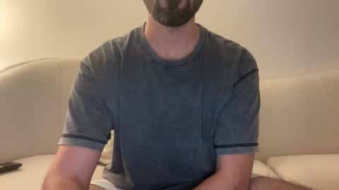 rlggggn42 online show from 10-31-25, 05:14