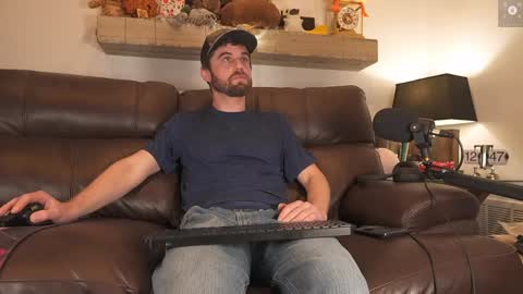 Ryan aka KeylimeRy online show from 12-12-24, 06:47