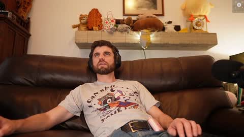 Ryan aka KeylimeRy online show from 12-16-24, 02:38