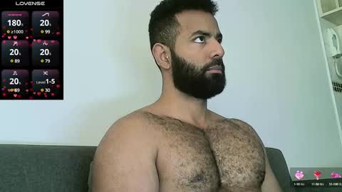 SebasRoa online show from 02-04-25, 02:21