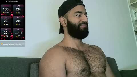 SebasRoa online show from 02-20-25, 02:57