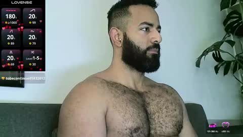 SebasRoa online show from 09-11-25, 03:23