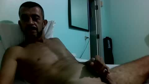 Snapshot of roadsidepicnic01 chatting on 10-14-25, 04:41 Daddy online show from 10-14-25, 04:41