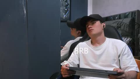 Roan Birkin online show from 09-12-25, 07:47