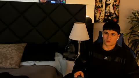 Roan Birkin online show from 04-08-26, 07:36