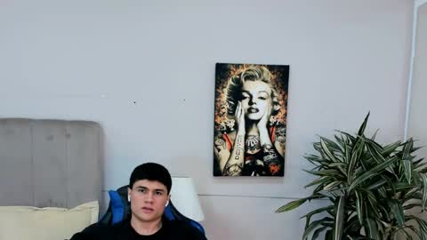 Snapshot of roan_birkin chatting on 05-04-26, 07:32 Roan Birkin online show from 05-04-26, 07:32