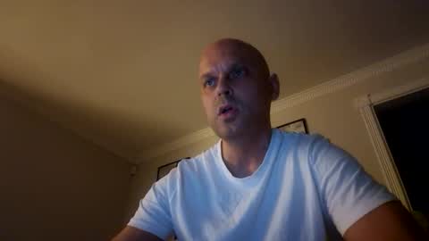 rob253959 online show from 10-04-25, 11:14