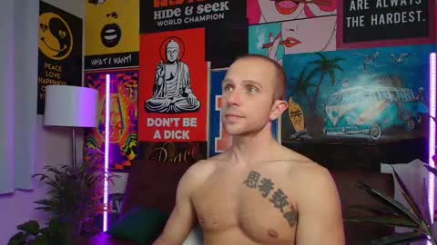 Snapshot of rob_ryder chatting on 12-23-24, 03:07 rob ryder online show from 12-23-24, 03:07