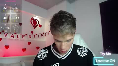 Snapshot of robbinblaze chatting on 02-13-26, 04:52 Robbin online show from 02-13-26, 04:52