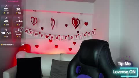 Snapshot of robbinblaze chatting on 02-14-26, 05:04 Robbin online show from 02-14-26, 05:04