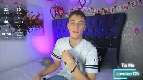 Snapshot of robbinblaze chatting on 02-20-26, 05:04 Robbin online show from 02-20-26, 05:04