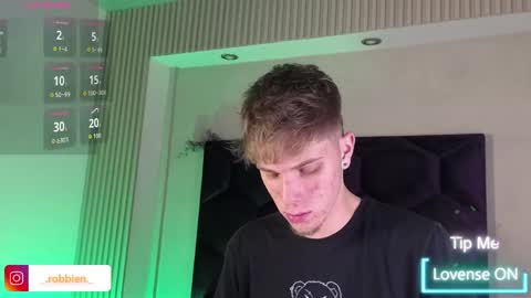 Robbin online show from 04-30-26, 03:40