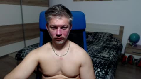 Snapshot of robbyshawz chatting on 04-29-26, 05:00 robbyshawz online show from 04-29-26, 05:00