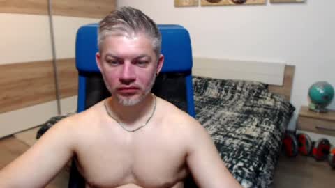 Snapshot of robbyshawz chatting on 05-08-26, 04:51 robbyshawz online show from 05-08-26, 04:51