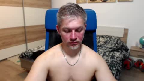 Snapshot of robbyshawz chatting on 05-13-26, 07:33 robbyshawz online show from 05-13-26, 07:33