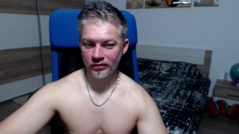 Snapshot of robbyshawz chatting on 05-22-26, 04:52 robbyshawz online show from 05-22-26, 04:52