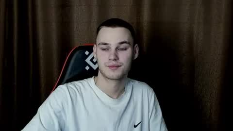 robert10211 online show from 01-30-25, 07:59