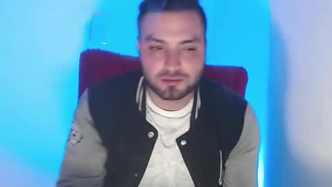 Snapshot of robert_leroy chatting on 01-20-25, 11:32 Stiven - online show from 01-20-25, 11:32