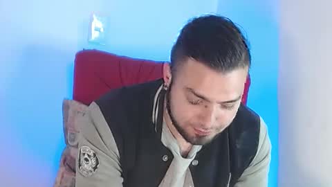 Snapshot of robert_leroy chatting on 01-25-25, 04:46 Stiven - online show from 01-25-25, 04:46