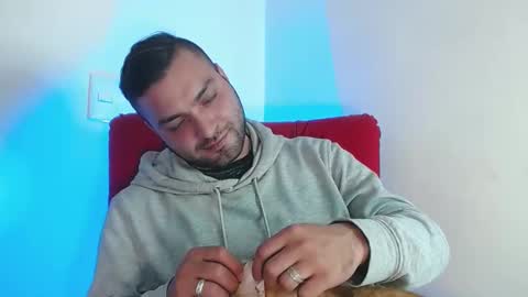 Snapshot of robert_leroy chatting on 02-07-25, 05:52 Stiven - online show from 02-07-25, 05:52