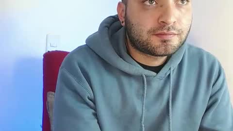 Snapshot of robert_leroy chatting on 02-08-25, 02:58 Stiven - online show from 02-08-25, 02:58