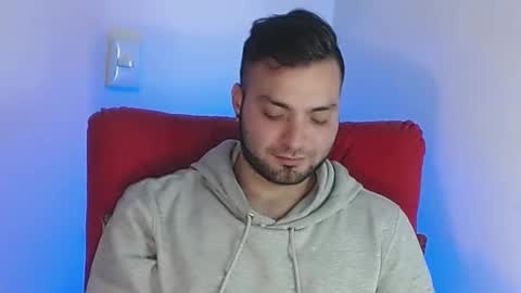 Snapshot of robert_leroy chatting on 02-15-25, 05:41 Stiven - online show from 02-15-25, 05:41