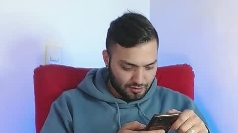 Snapshot of robert_leroy chatting on 02-24-25, 08:25 Stiven - online show from 02-24-25, 08:25