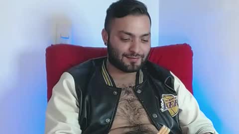 Snapshot of robert_leroy chatting on 02-25-25, 07:42 Stiven - online show from 02-25-25, 07:42