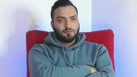 Snapshot of robert_leroy chatting on 02-26-25, 08:37 Stiven - online show from 02-26-25, 08:37