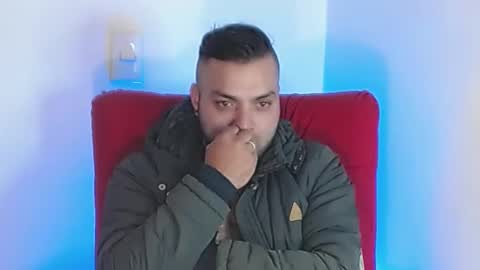 Snapshot of robert_leroy chatting on 03-02-25, 06:05 Stiven - online show from 03-02-25, 06:05